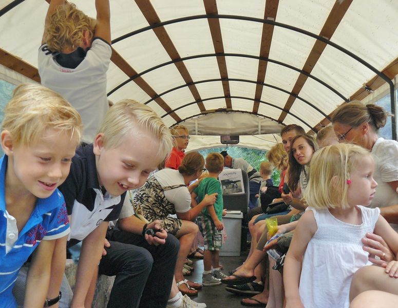 Casa Familia Salland huifkartocht 07